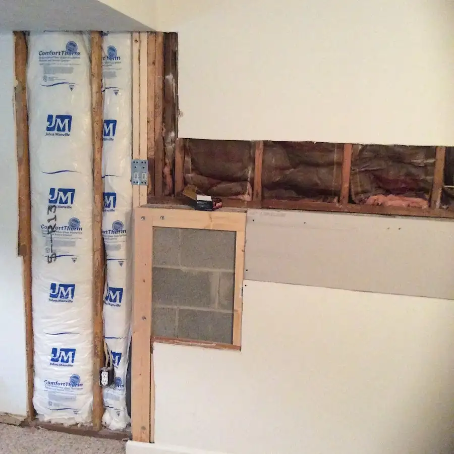 Wall insulation replacement during Structural Drying in Milo